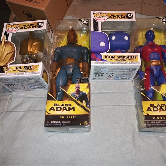 12 inch action figures and Funko Pops(Black Adam and Justice Society.) - Picture 4 of 13